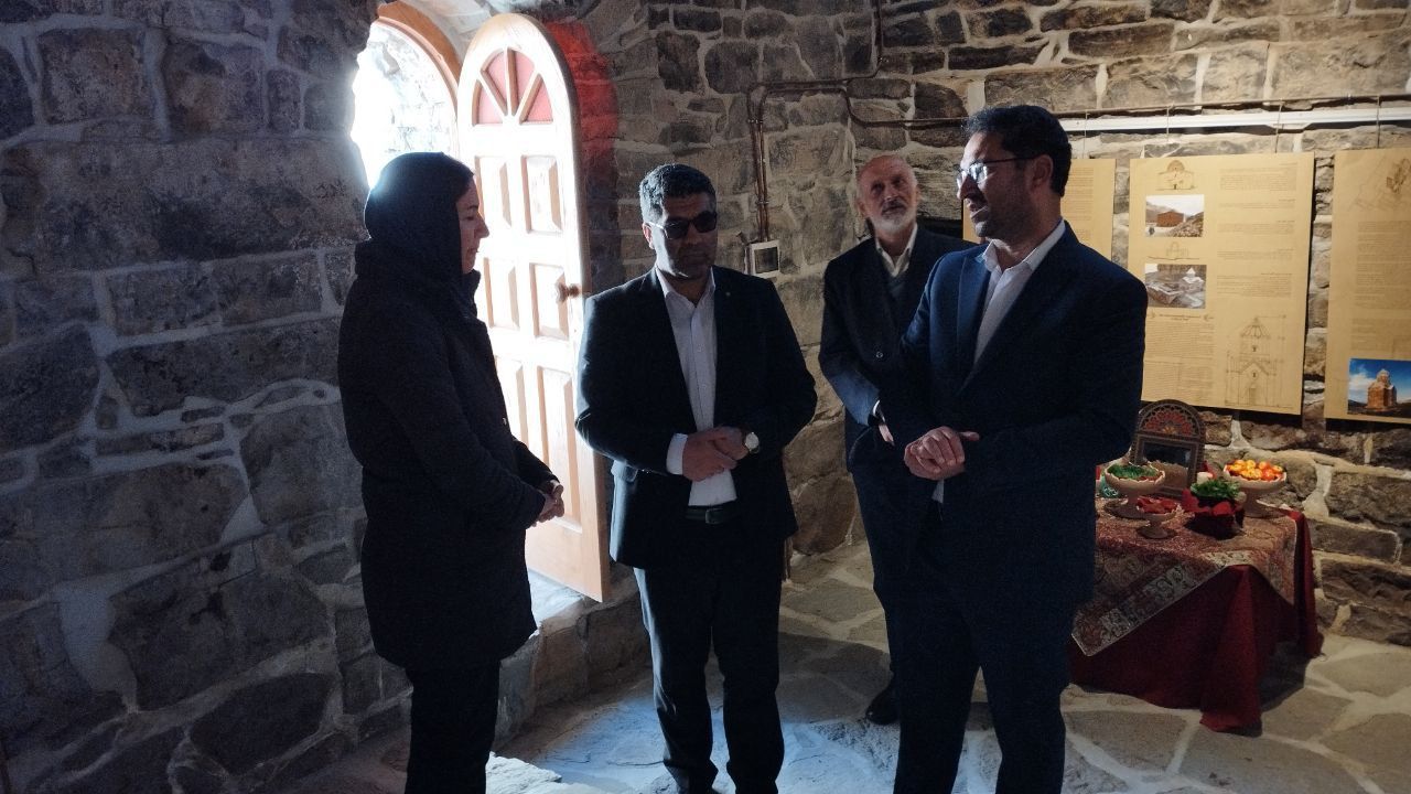بازدید محمد رضا عبدالله نژاد فرماندار چالدران در راستای بررسی وضیعت خدمات رسانی به میمهانان نوروزی از بخش های مختلف مجموعه جهانی قره کلیسا