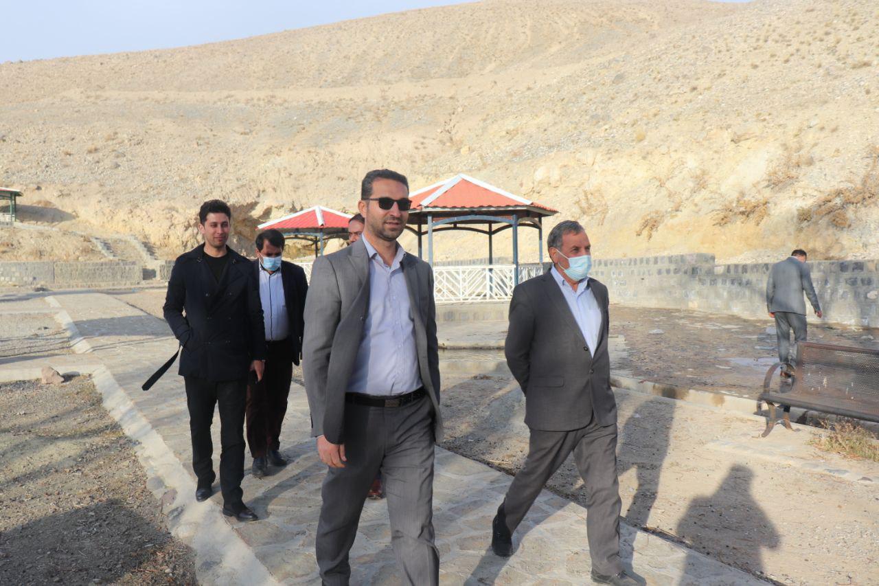 ✅عبدالله نژاد فرماندار شهرستان چالدران با حضور در روستاهای قوشابلاغ علیا ،سفلی ،قرنقو و میرآباد ضمن دیدار با اهالی این روستاها از نزدیک با مسائل و مشکلات این روستاییان آشنا شد.