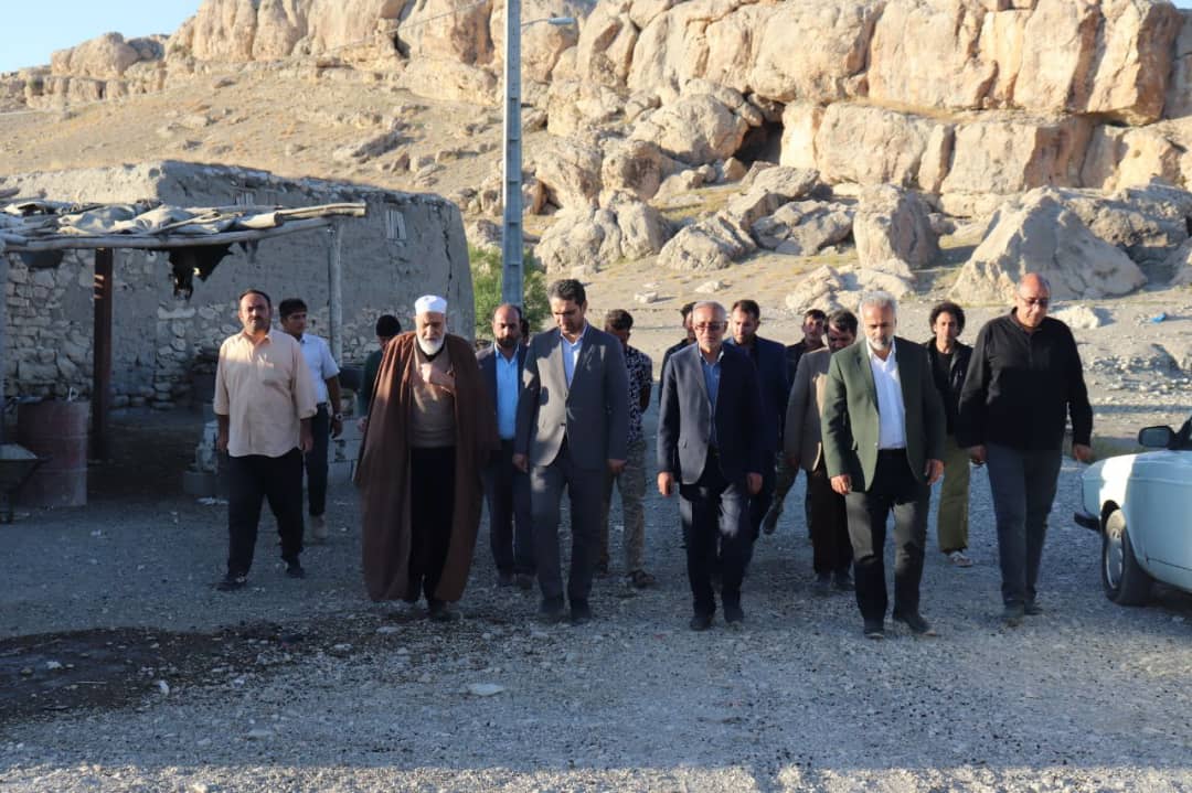 بازدید فرماندار شهرستان چالدران از روستای آغ داش