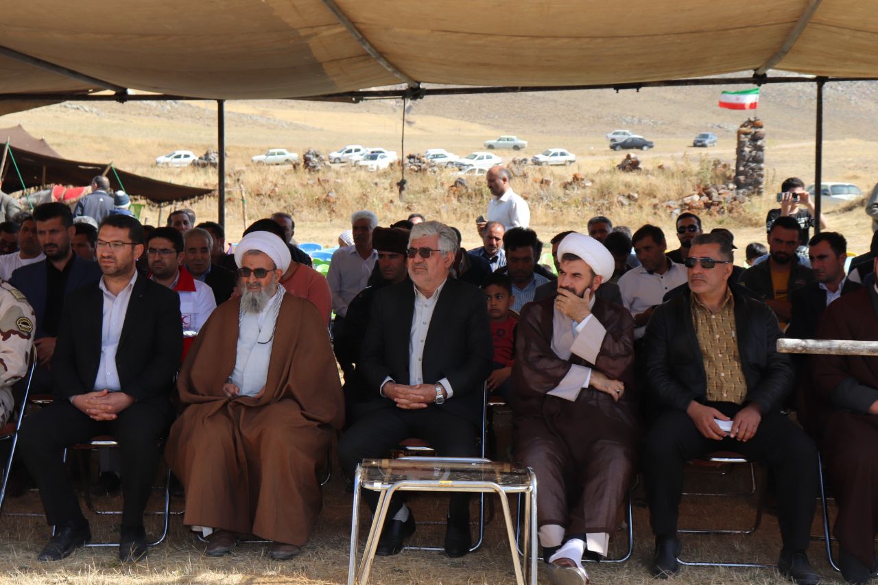 مراسم روز ملی روستا و عشایر در بخش دشتک شهرستان چالدران انجام شد.