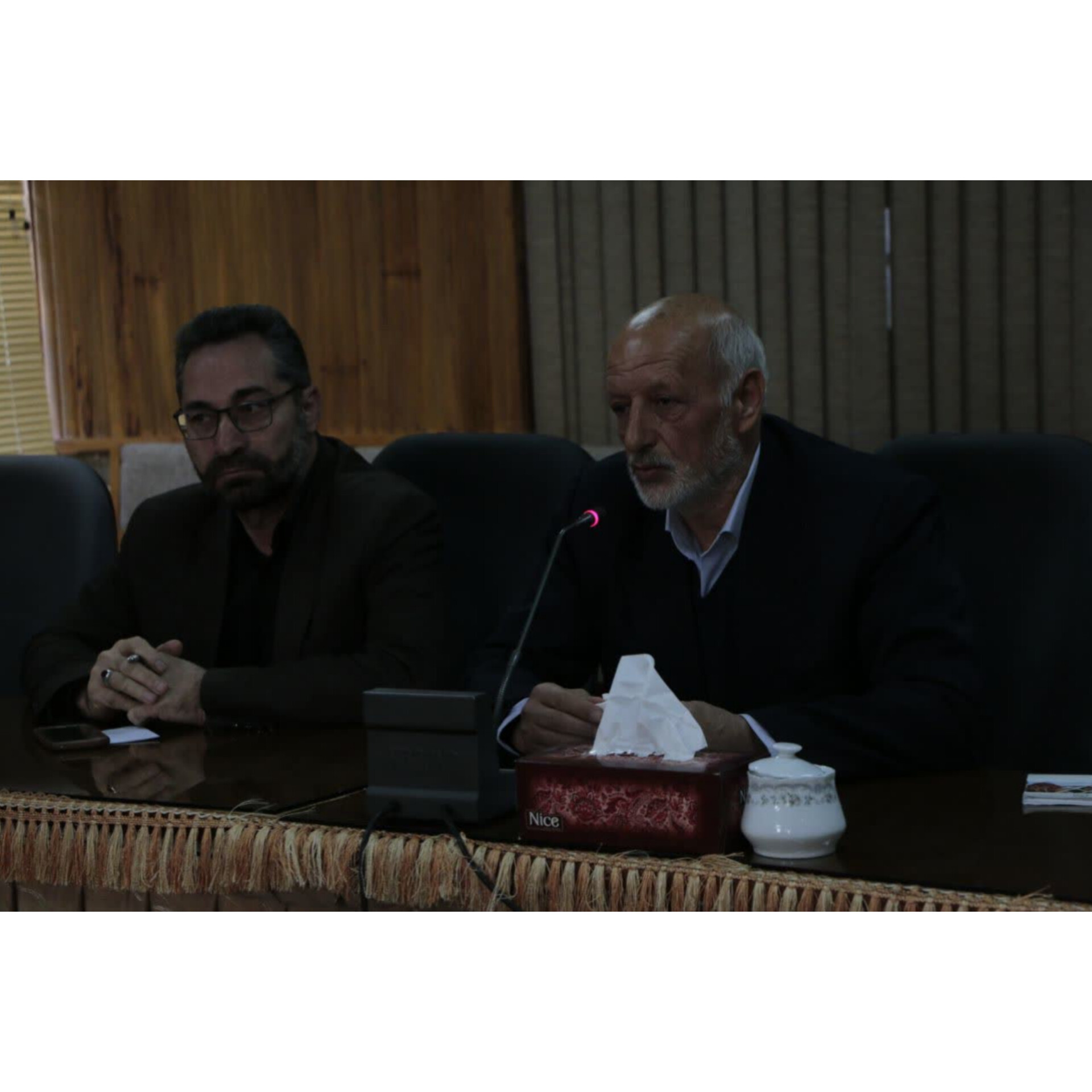 اولین جلسه ستاد اجرایی خدمات سفر با حضور محمدرضا عبدالله نژاد فرماندار چالدران و صفری مدیر کل میراث فرهنگی ، صنایع دستی و گردشگری استان و اعضای ستاد در محل سالن اجتماعات فرمانداری برگزار شد .