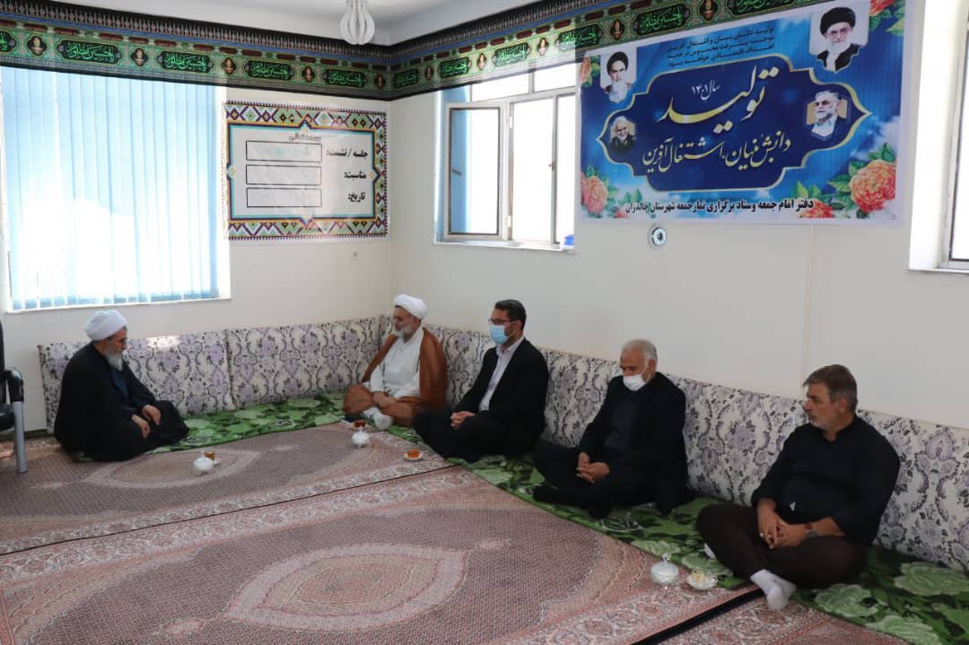 دیدار محمد رضا عبدالله نژاد فرماندار شهرستان چالدران وحجت الاسلام والمسلمین نیساری مشاور استاندار در امور ایثارگران با حجت الاسلام والمسلمین محمدزاده امام جمعه چالدران