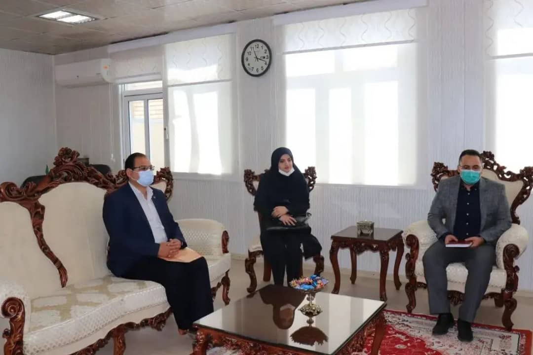 دکتر ریخته گر معاونت بهداشتی دانشگاه علوم پزشکی استان آذربایجان غربی با حضور در فرمانداری شهرستان چالدران با محمد رضا عبدالله نژاد فرماندار این شهرستان دیدار و گفتگو کرد.