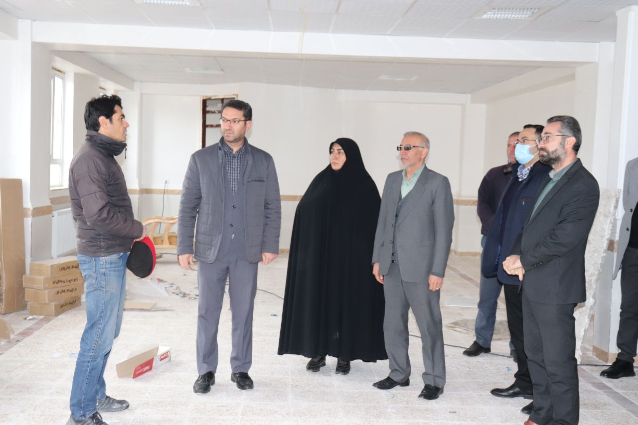 فرماندار شهرستان چالدران به همراه بخشدار دشتک و مدیر آموزش و پرورش از مدرسه 9 کلاسه شهر آواجیق بازدید و در جریان روند پیشرفت فیزیکی این پروژه قرار گرفت.