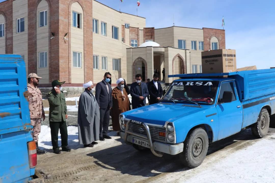 ✅در آستانه فرا رسیدن نیمه شعبان و سال جدید با حضور عبدالله نژاد فرماندار شهرستان چالدران. تعداد 44سری جهازیه به ارزش 33 میلوین تومان به نو عروسان نیازمند اهدا شد.