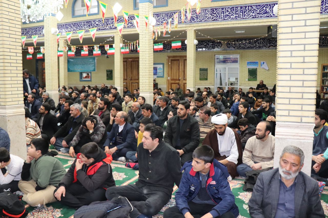 در دهمین روز از ایام الله دهه مبارک فجر انجام گرفت