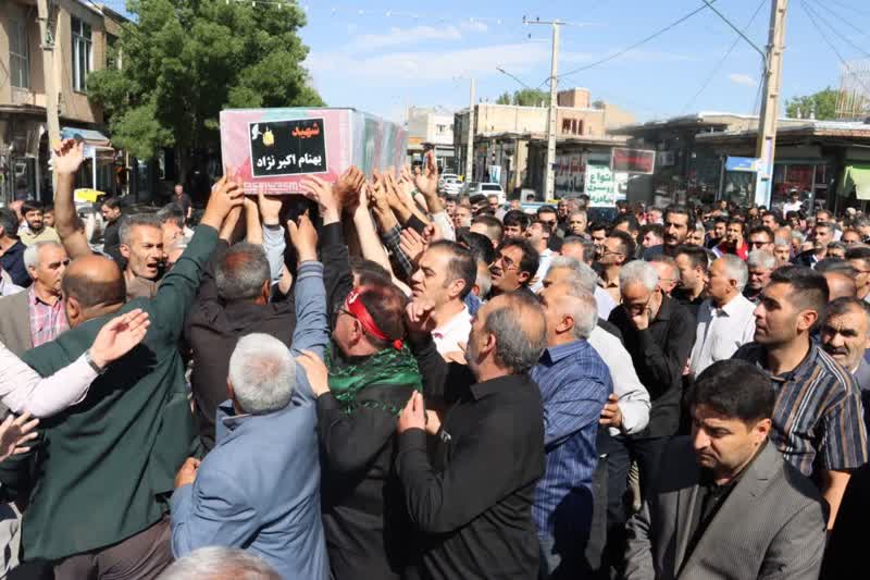 مراسم تشیع پیکر مطهر شهید والا مقام بهنام اکبر نژاد