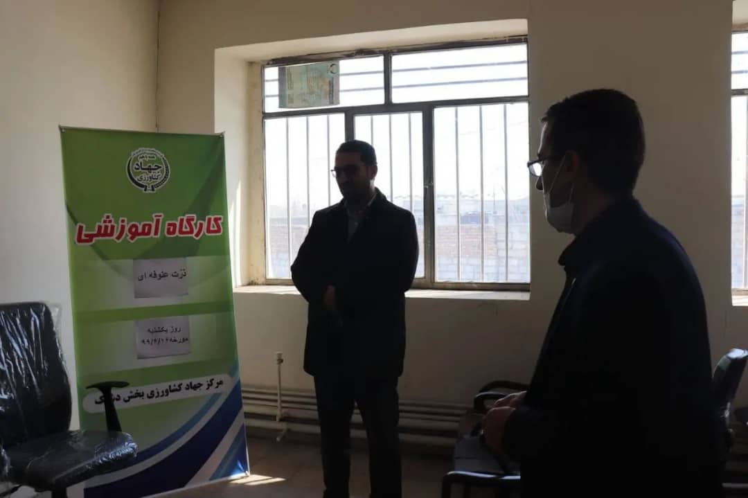 ✅عبدالله نژاد فرماندارشهرستان چالدران با حضور در بخش دشتک از نمایندگی اداره ثبت و احوال این بخش بازدید و مسائل و مشکلات این اداره را مورد بررسی قرار دادند.