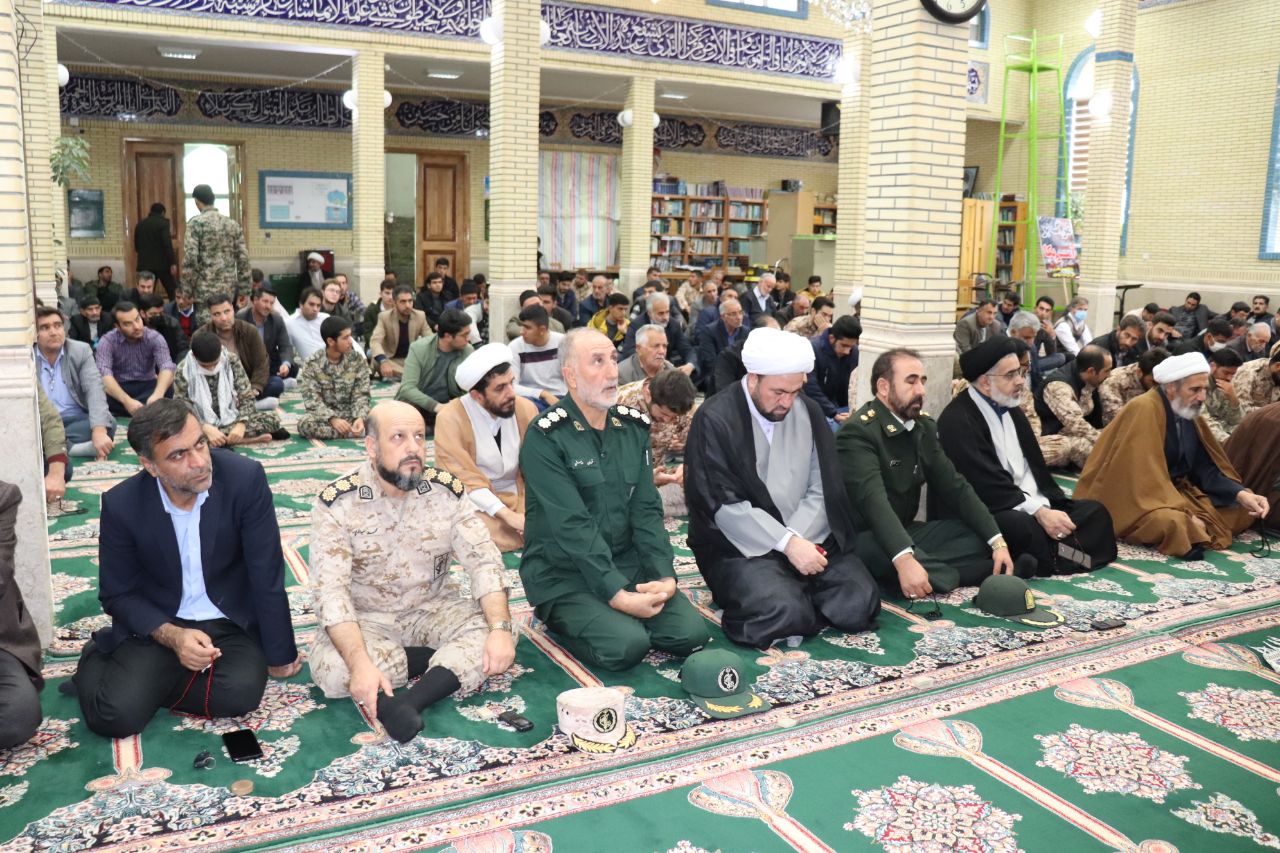برگزاری مراسم عبادی سیاسی نماز جمعه شهرستان با حضور فرماندار