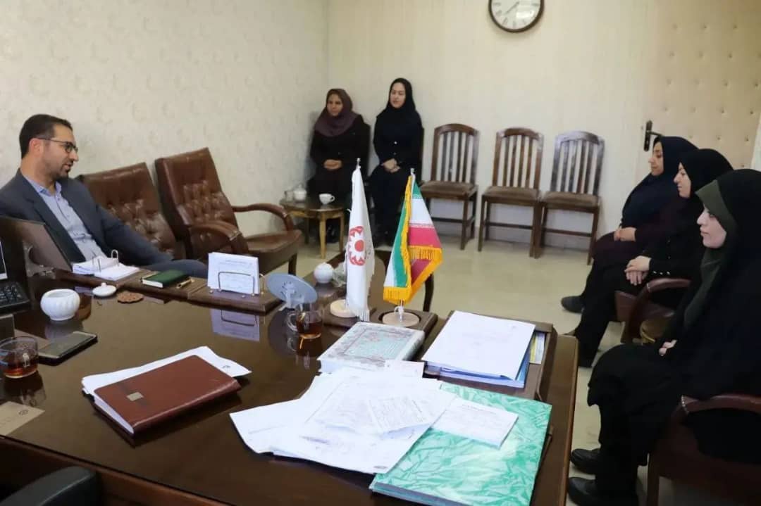 به گزارش روابط عمومی فرمانداری شهرستان چالدران ، محمدرضا عبدالله بصورت سرزده از اداره بهزیستی این شهرستان بازدید نمودند.