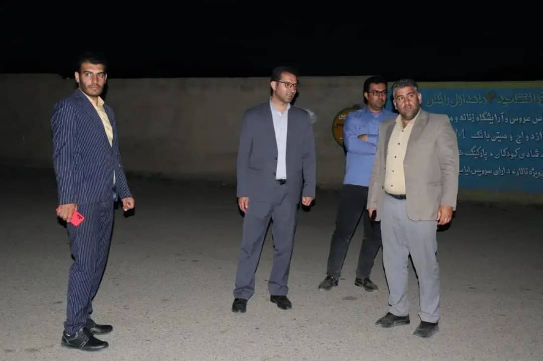 محمدرضا عبدالله نژاد فرماندار شهرستان چالدران به صورت شبانه از محل ترمینال شهرستان چالدران بازدید و مسائل و مشکلات آن را از نزدیک مورد بررسی قرار داد.