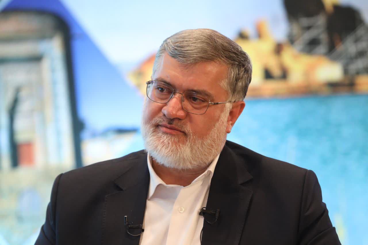 حضور محمدصادق معتمدیان استاندار آذربایجانغربی در برنامه تلویزیونی اولدوز
