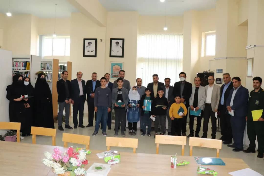 ✅جلسه انجمن کتابخانه های عمومی شهرستان چالدران با حضور محمد رضا عبدالله نژاد فرماندار شهرستان چالدران در محل سالن اجتماعات اداره کتابخانه عمومی آیت الله خامنه ای برگزار شد .