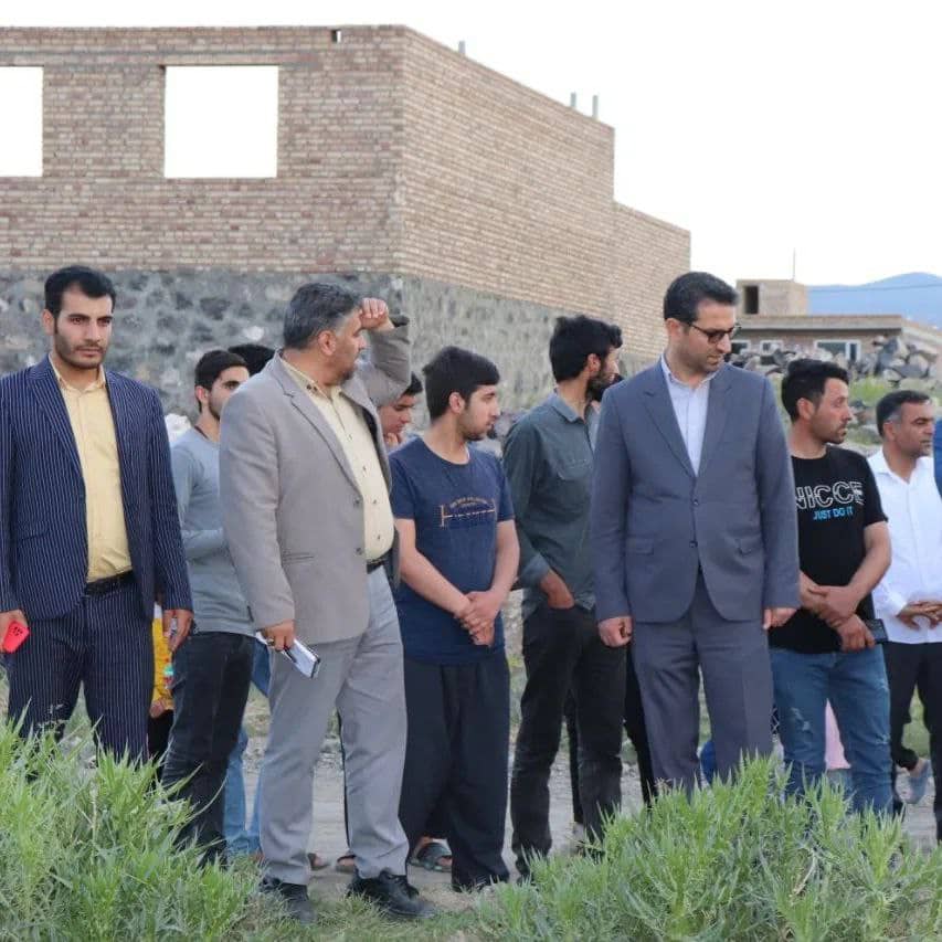 بازدید میدانی محمد رضا عبدالله نژاد فرماندار شهرستان چالدران از مناطق حاشیه شهر در راستای محرومیت زدایی و حل مسائل و مشکلات مردم حاشیه شهر