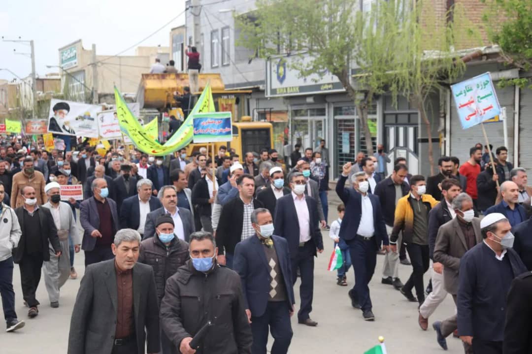 حضورمحمد رضا عبدالله نژاد فرماندار شهرستان چالدران در مراسم راهپیمایی روز جهانی قدس در چالدران