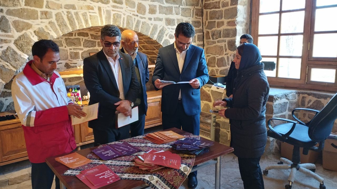 بازدید محمد رضا عبدالله نژاد فرماندار چالدران در راستای بررسی وضیعت خدمات رسانی به میمهانان نوروزی از بخش های مختلف مجموعه جهانی قره کلیسا