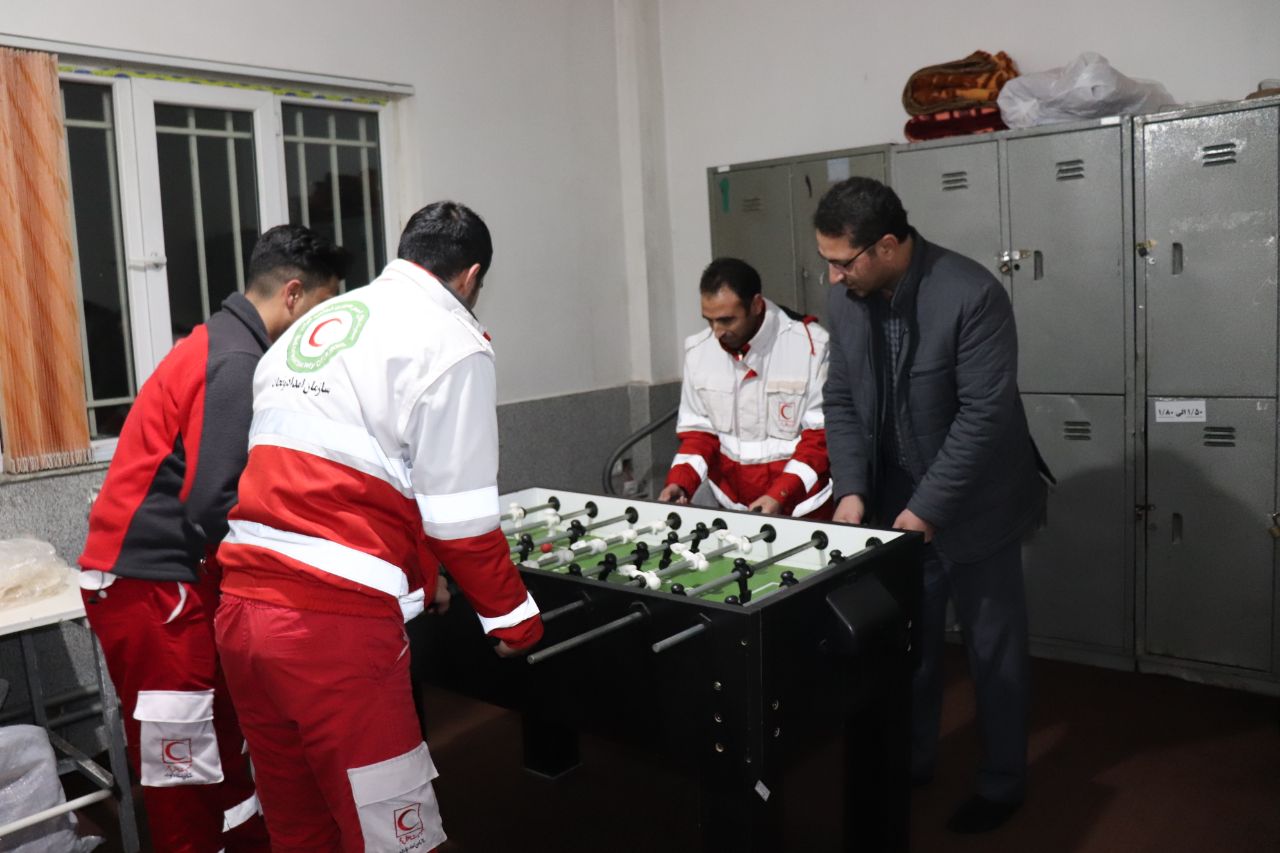 بازدید محمدرضا عبدالله نژاد فرماندار از انبار تجهیزات امدادی هلال احمر و پایگاه امداد و نجات جاده ای قره چی بلاغی شهرستان چالدران