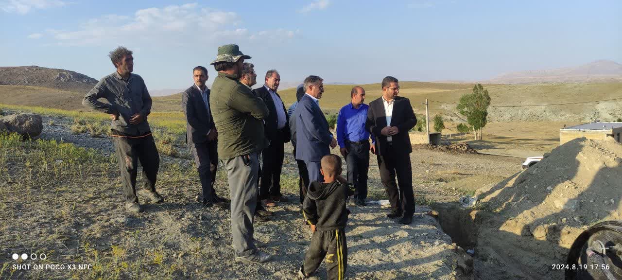 📸گزارش تصویری 💢بازدید محمد رضا عبدالله نژاد فرماندار چالدران به همراه بخشدار مرکزی ،مدیر کل امور عشایر از روستای اسدالله کندی