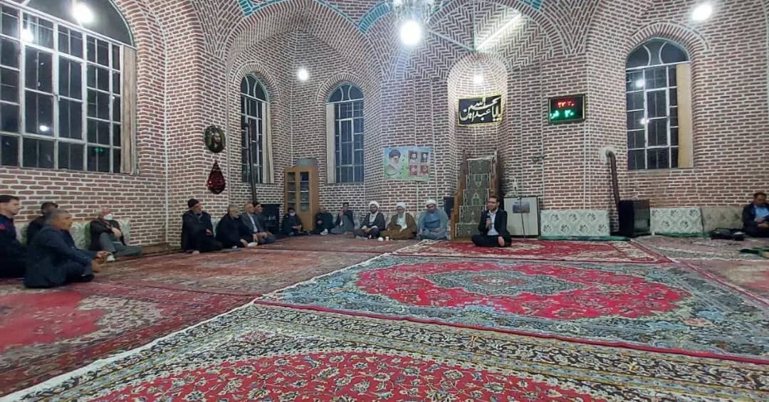 ✅محمد رضا عبدالله نژاد فرماندار شهرستان چالدران با حضور در روستای قادو کندی ضمن دیدار با اهالی روستااز نزدیک مسائل و مشکلات این روستا را مورد بحث و بررسی قرار داد.