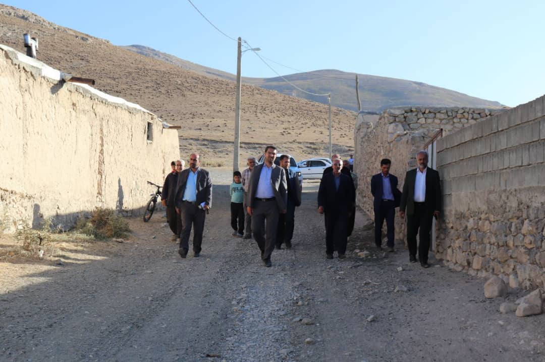 حضور فرماندار شهرستان چالدران در روستای جبار کندی
