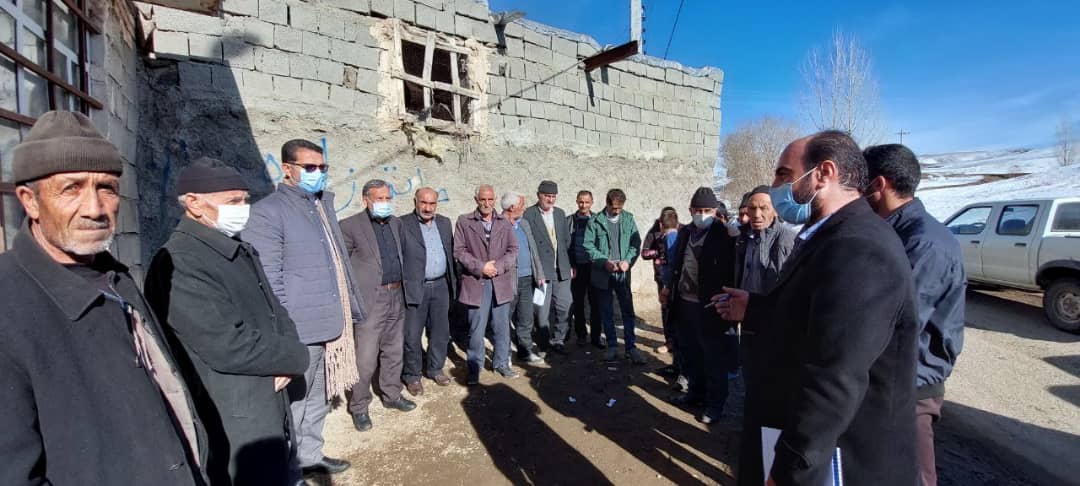 ✅عبدالله نژاد فرماندار شهرستان چالدران در تداوم سفرهای روستایی خود با اهالی روستاهای تات کندی ،قره جه وران سفلی ،علیا اینجه ،انبار علیا و سفلی دیدار و از نزدیک مسائل و مشکلات این روستاها را مورد برر