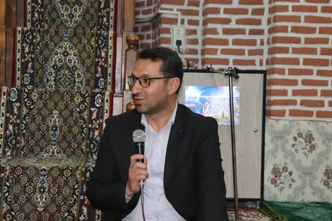 ✅محمد رضا عبدالله نژاد فرماندار شهرستان چالدران با حضور در روستای قادو کندی ضمن دیدار با اهالی روستااز نزدیک مسائل و مشکلات این روستا را مورد بحث و بررسی قرار داد.
