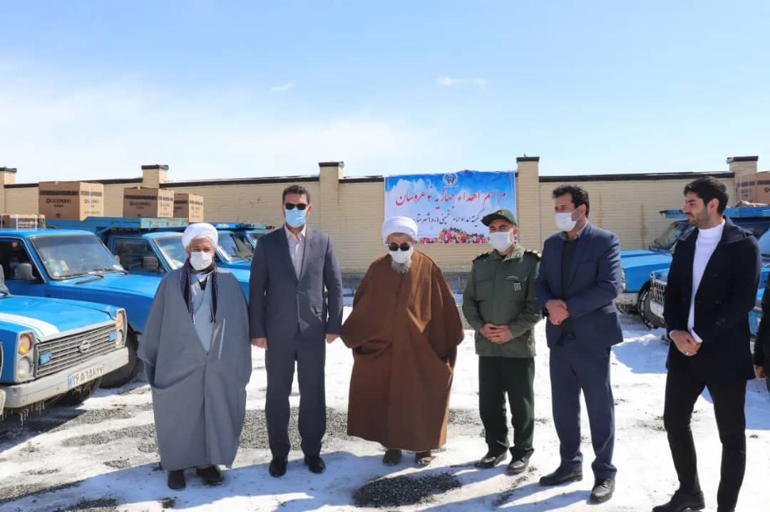 ✅در آستانه فرا رسیدن نیمه شعبان و سال جدید با حضور عبدالله نژاد فرماندار شهرستان چالدران. تعداد 44سری جهازیه به ارزش 33 میلوین تومان به نو عروسان نیازمند اهدا شد.
