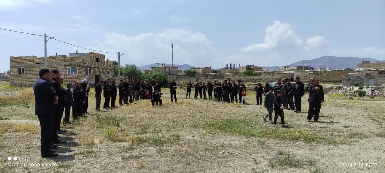 📸گزارش تصویری 🏴حضور محمدرضا عبداله نژادفرماندار شهرستان چالدران در مراسم عزاداری عاشورای حسینی _ هیئت عزاداران حضرت قاسم (ع)