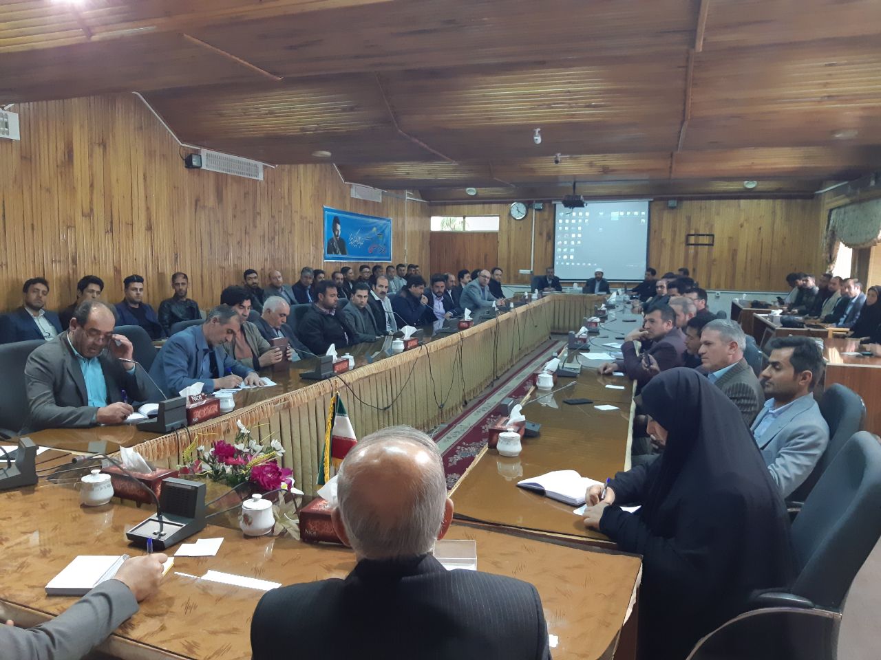 نشست مشورتی دهیاران با فرماندار
