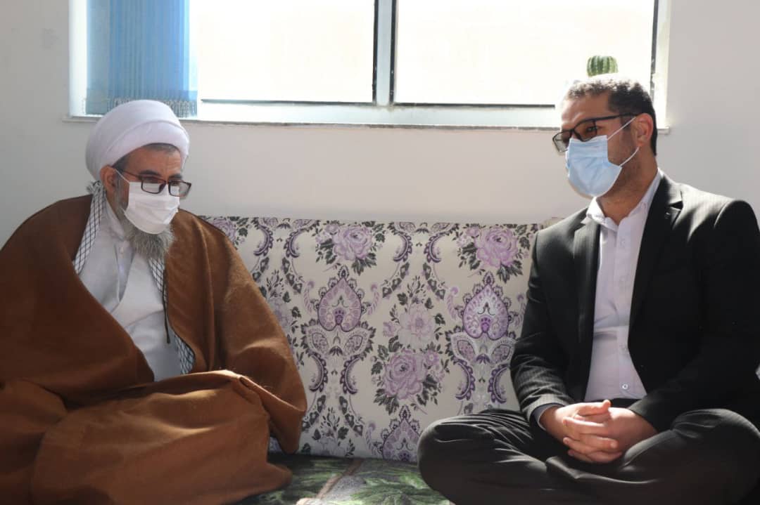 ✅عبدالله نژاد فرماندارشهرستان چالدران به همراه معاونین خود با حضور در دفتر امام جمعه با حجت الاسلام والمسلمین محمدزاده امام جمعه شهرستان دیدار و گفتگو کرد.