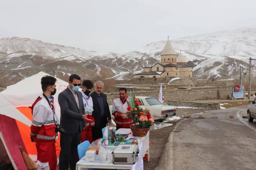 ✅عبدالله نژاد فرماندار شهرستان چالدران به همراه ابراهیم زاده معاون سیاسی، امنیتی و اجتماعی فرماندار این شهرستان از پایگاه نوروزی هلال احمر در قره کلیسا بازدید کرد.