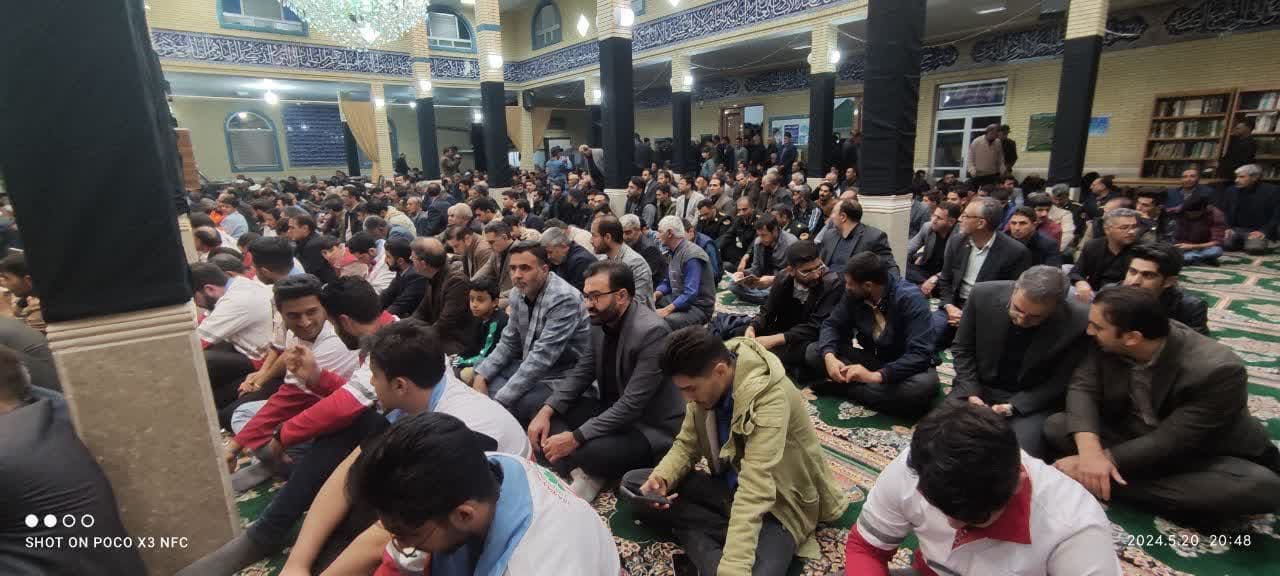 مراسم گرامیداشت شهادت شهید جمهور سیدالشهدای خدمت حضرت آیت الله سید ابراهیم رئیسی و همراهان در مسجد جامع شهرستان چالدران برگزار گردید .
