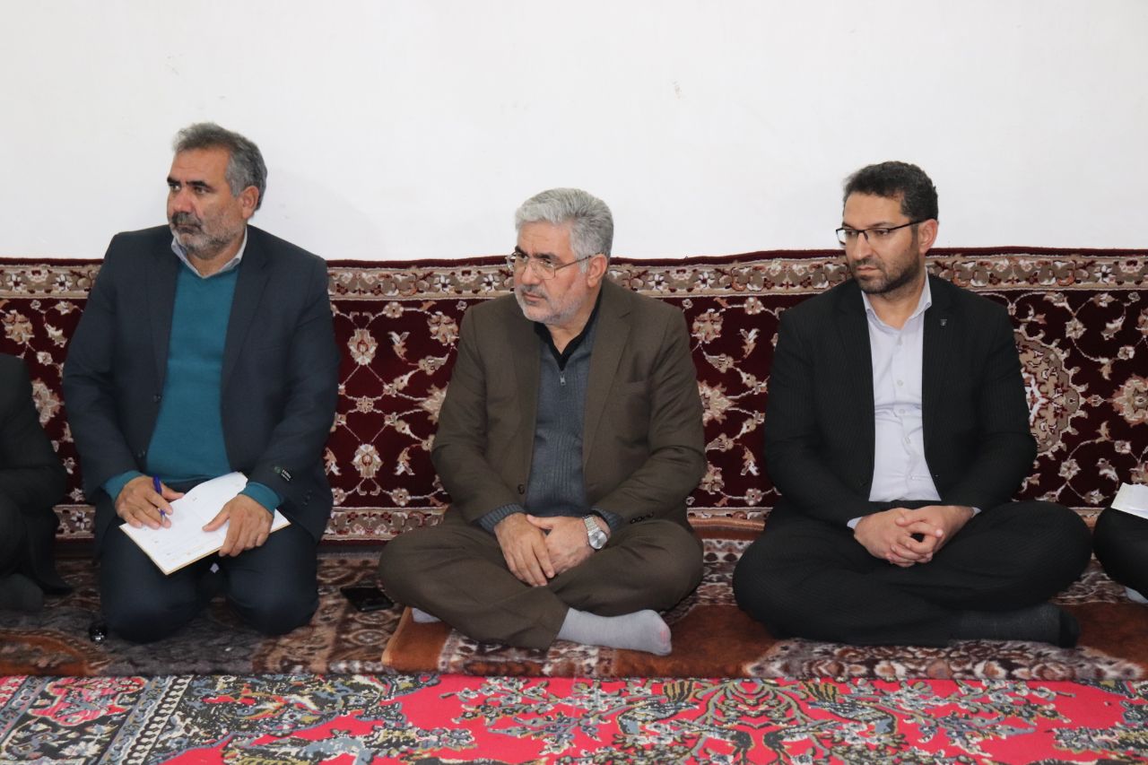 بازدید فرماندار شهرستان چالدران به همراه علیپور نماینده مردم شهرستان های ماکو، شوط، پلدشت و چالدران از روستای قوشابلاغ