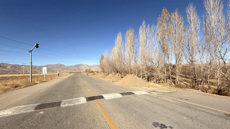 آغاز بهسازی جاده سلامت ورزشی در محور آغ‌سو – آب‌گرم به‌دستور فرماندار چالدران