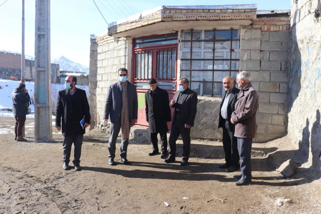 ✅عبدالله نژاد فرماندار شهرستان چالدران در تداوم سفرهای روستایی خود با اهالی روستاهای تات کندی ،قره جه وران سفلی ،علیا اینجه ،انبار علیا و سفلی دیدار و از نزدیک مسائل و مشکلات این روستاها را مورد برر