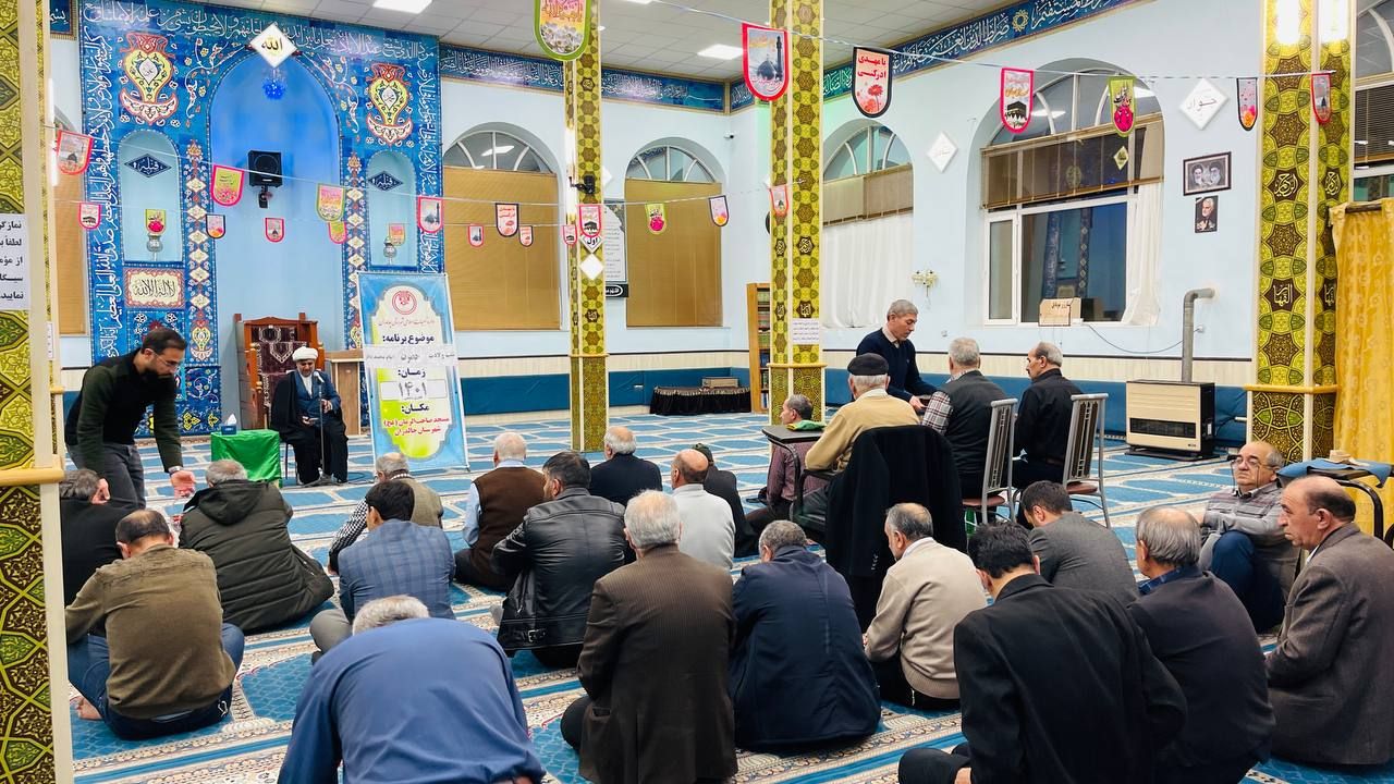 جشن میلاد امام محمد باقر ( ع ) در مسجد صاحب الزمان شهرستان چالدران برگزار شد