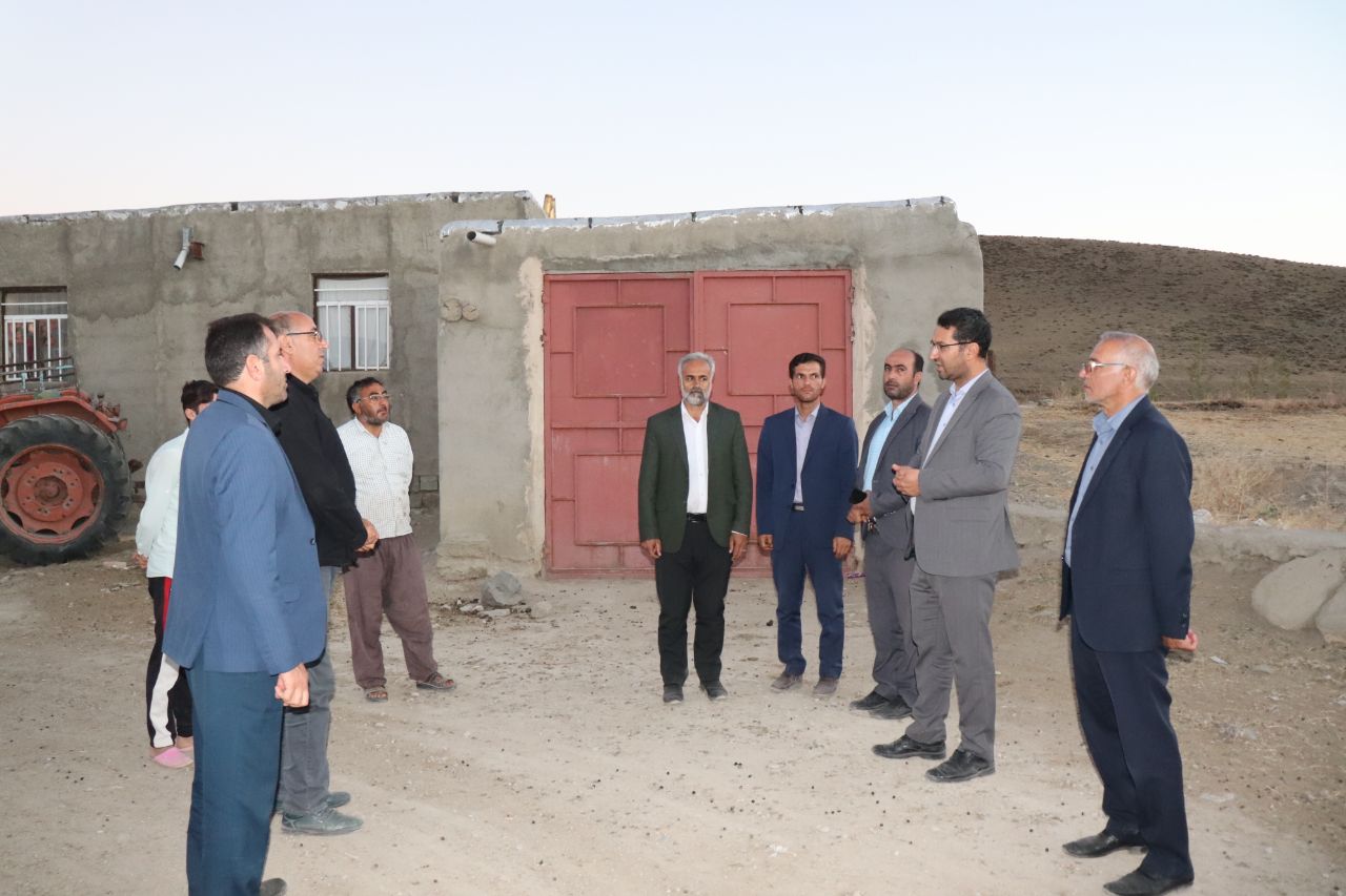 بازدید فرماندار شهرستان چالدران از روستای ریحانلوی وسط