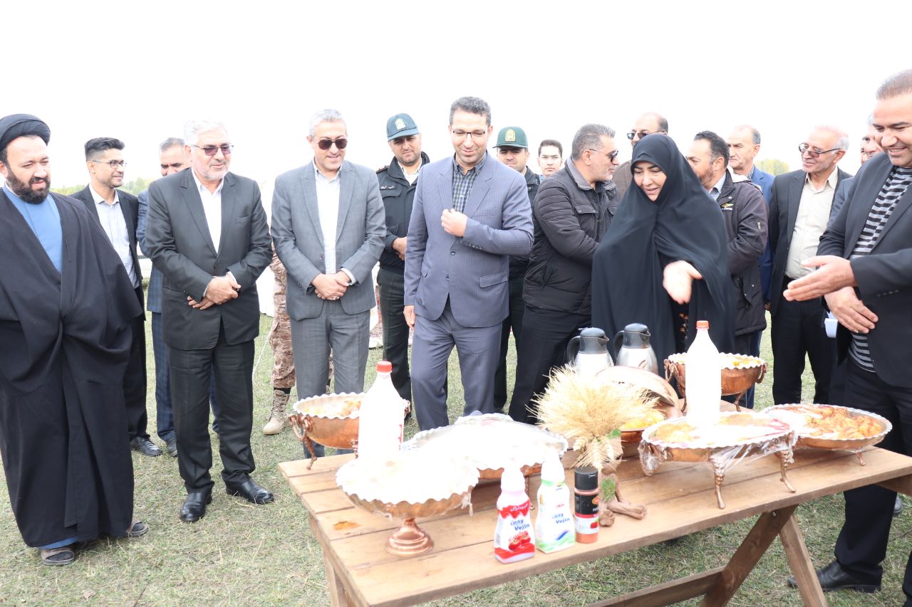 اولین جشنواره پایان برداشت سیب زمینی در بخش دشتک چالدران برگزار شد.