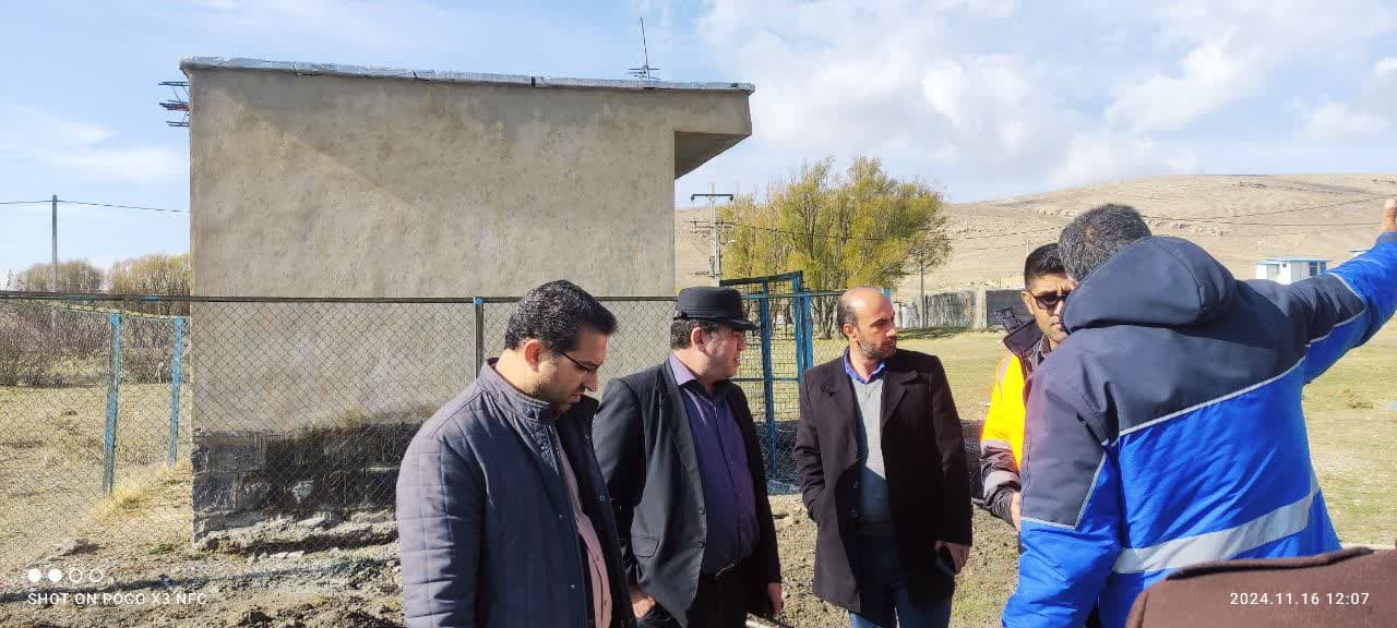 با حضور محمد رضا عبدالله نژاد فرماندار چالدران و جمعی از اعضای شورای اداری در روستای قره تولکی مسائل و مشکلات مورد بحث و بررسی قرار گرفت