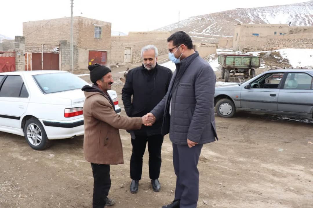 ✅عبدالله نژاد فرماندار شهرستان چالدران به همراه ابراهیم زاده معاون سیاسی ،امنیتی واجتماعی فرماندار با حضور در روستای اینجه سلیم علیا از نزدیک مسائل و مشکلات اهالی روستا را مورد بررسی قرار دادند.