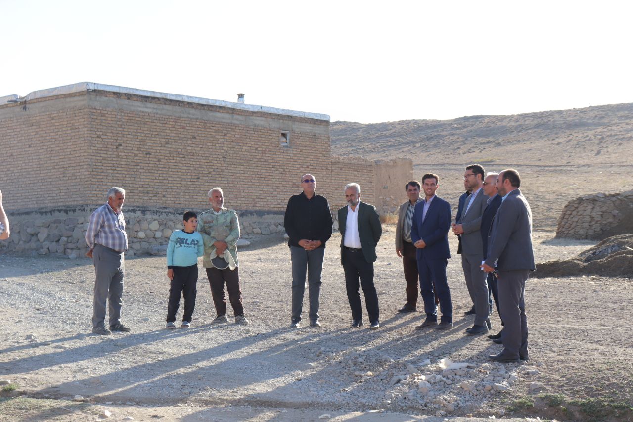 حضور فرماندار شهرستان چالدران در روستای جبار کندی