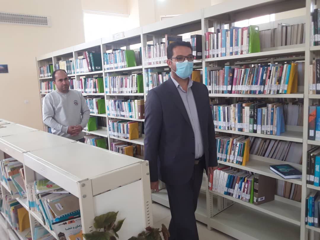 ✅عبدالله نژاد فرماندار شهرستان چالدران به صورت سرزده از کتابخانه عمومی این شهرستان بازدید کردند.