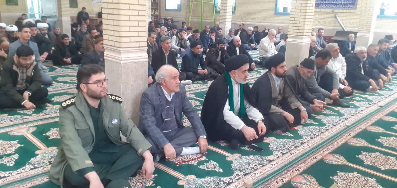 شرکت فرماندار شهرستان چالدران در آیین عبادی سیاسی نماز جمعه