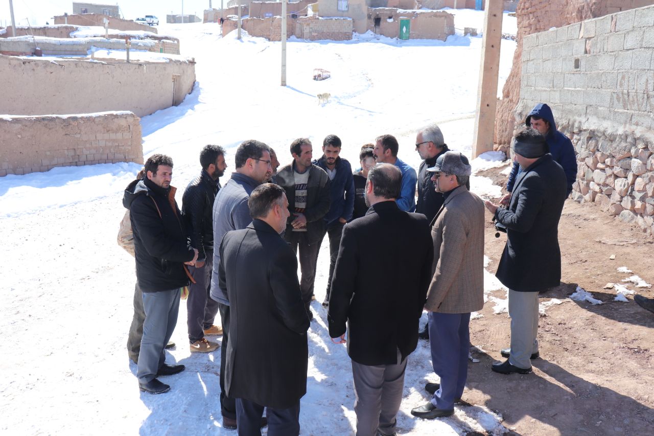 بازدید محمدرضا عبدالله نژاد فرماندار از روستای گل سعید