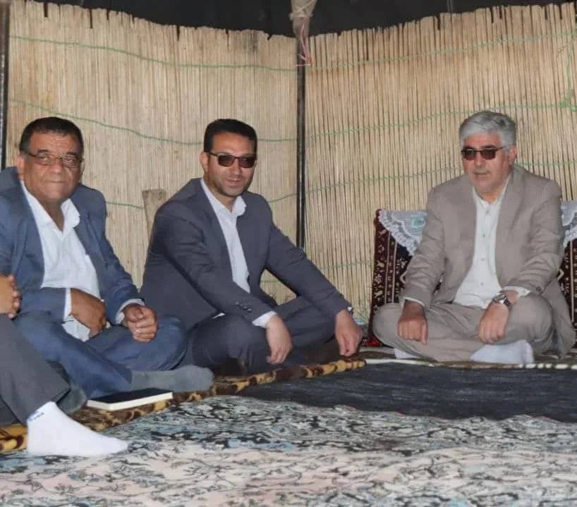 محمد رضا عبدالله نژاد فرماندار شهرستان چالدران با حضور در ییلاقات چالدران مسائل و مشکلات عشایر کوچ رو را مورد بررسی قرار داد و از نزدیک با آنان به بحث و گفتگو پرداخت.