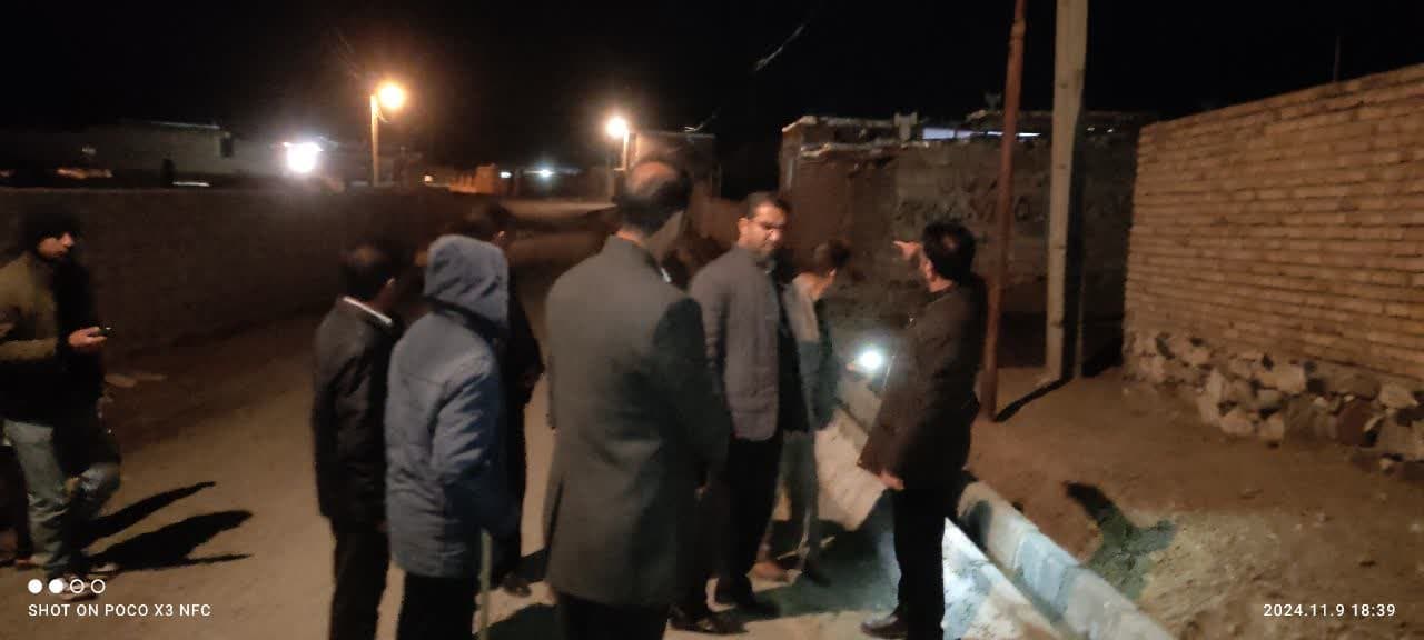 📸گزارش تصویری 💢بازدید محمد رضا عبدالله نژاد فرماندار چالدران به همراه جمعی از اعضای شورای اداری از بهسازی و آماده سازی بستر برای آسفالت معابر روستای انبار سفلی