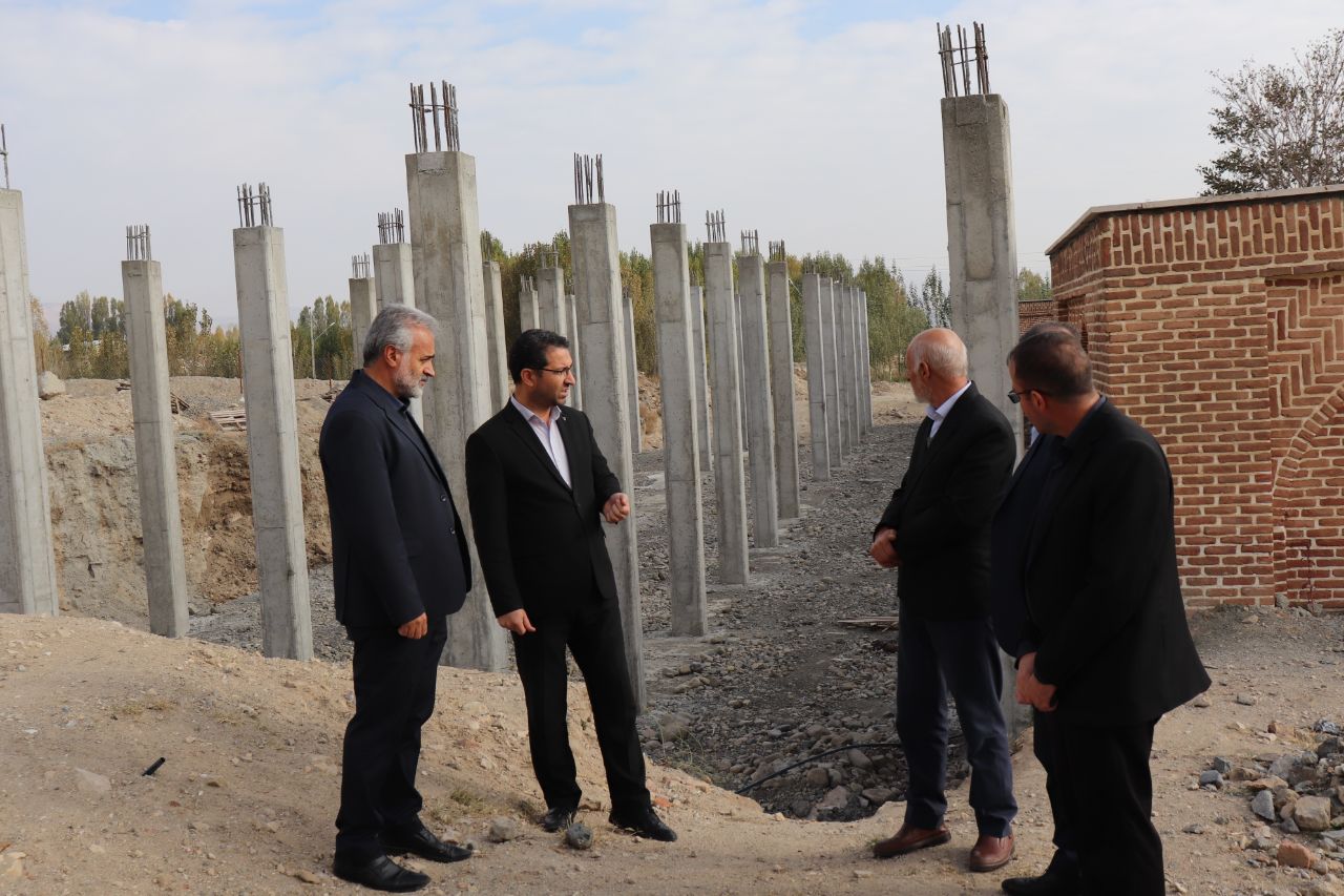 بازدید فرماندار از روند احداث سایت موزه جنگ چالدران