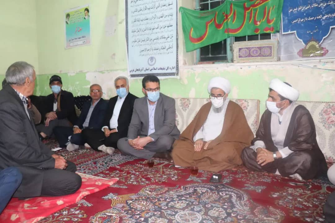  ✅محمد رضا عبدالله نژادفرماندار شهرستان چالدران به همراه حجت الاسلام و المسلمین محمدزاده امام جمعه ،معاونین فرماندار چالدران با حضور در روستای بدولی مسائل مشکلات روستا را مورد بررسی قرار دادند.