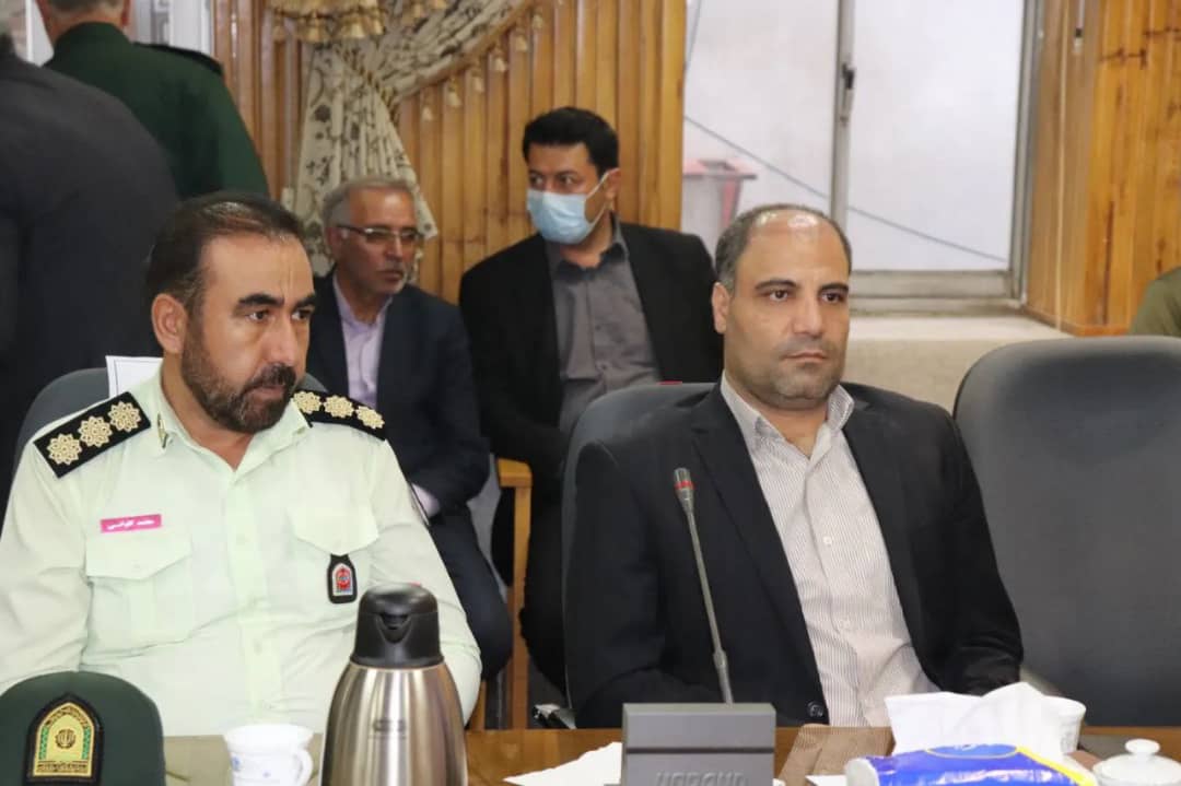 دومین جلسه شورای اداری شهرستان چالدران با حضور ضرغامی وزیر میراث فرهنگی ، گردشگری و صنایع دستی ،محمد رضا عبدالله نژاد فرماندار شهرستان چالدران، در سالن اجتماعات فرمانداری برگزار شد.