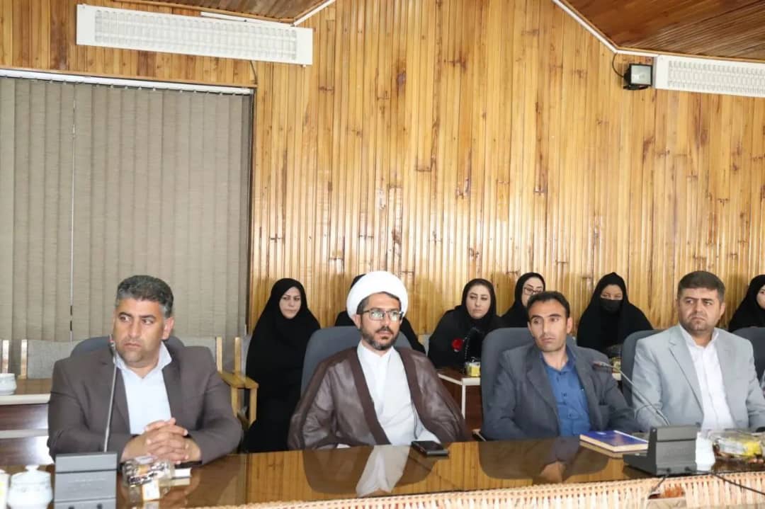 با حضور محمدرضا عبدالله نژاد فرماندار شهرستان چالدران ، آقای جعفر حسن زاده به عنوان مدیر جدید آموزش و پرورش چالدران منصوب و از زحمات آقای جواد قصابزاده مدیر سابق آموزش و پرورش تجلیل و قدردانی شد .